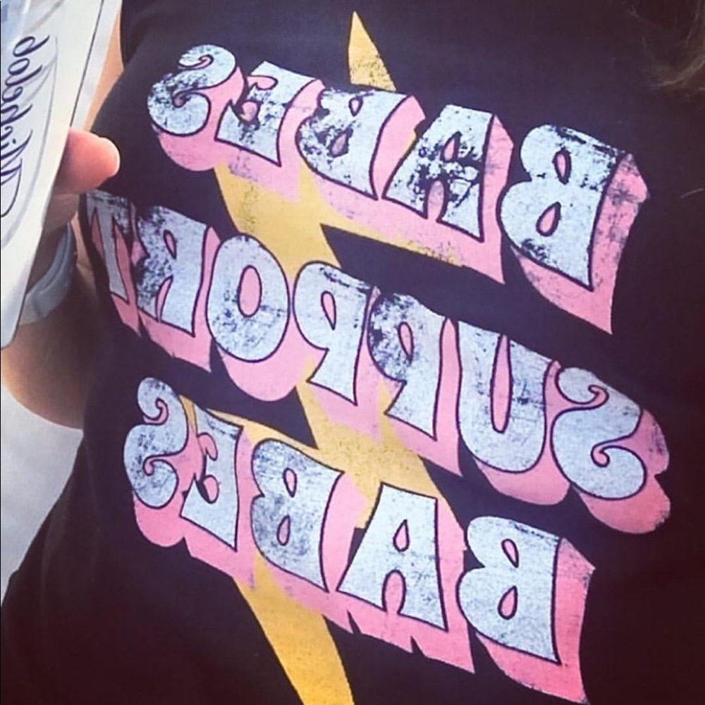 Babes support Babes tee🔆 - Picture 3 of 4